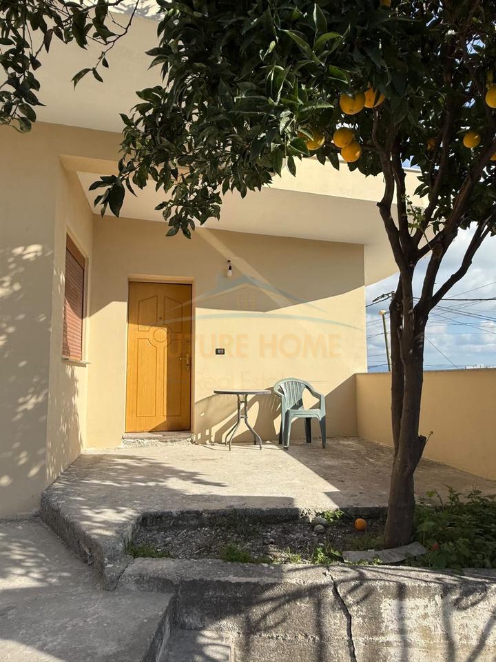 Qera, Shtepi Private, Spitall, Durres.