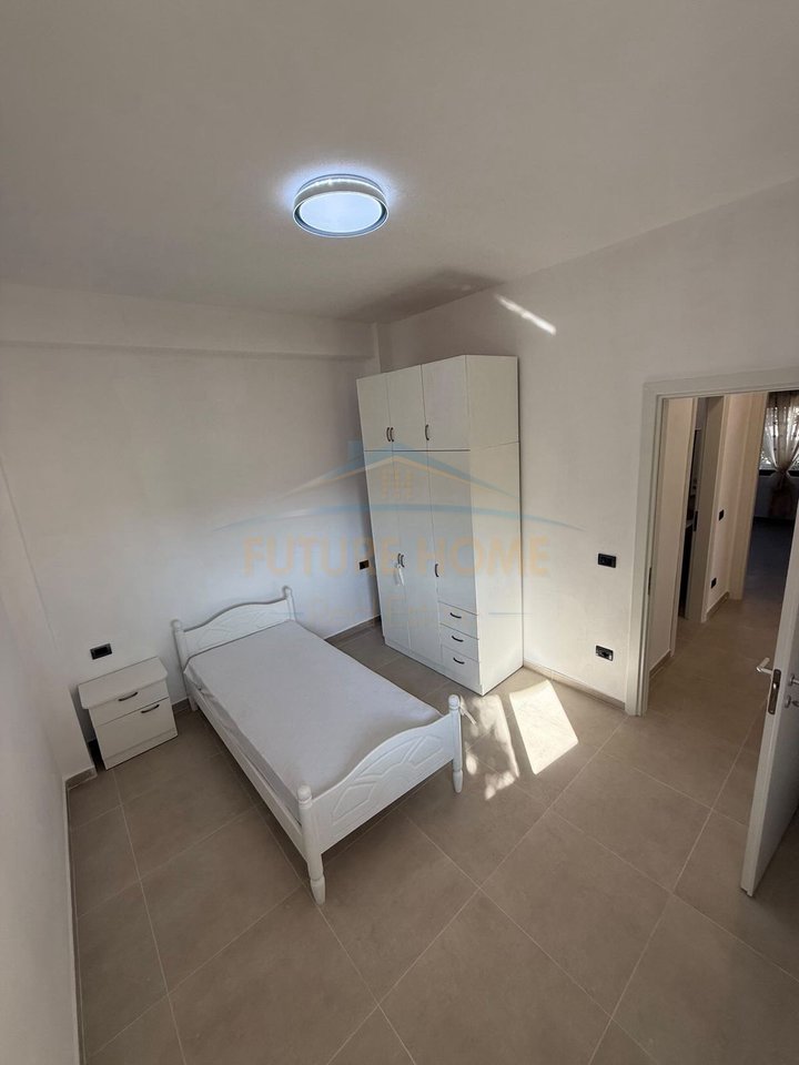 Qera, Shtepi Private, Spitall, Durres.