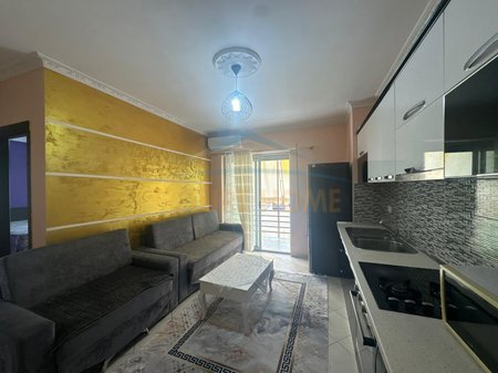 Affitto, Appartamento 1+1, Kombinat, Tirana