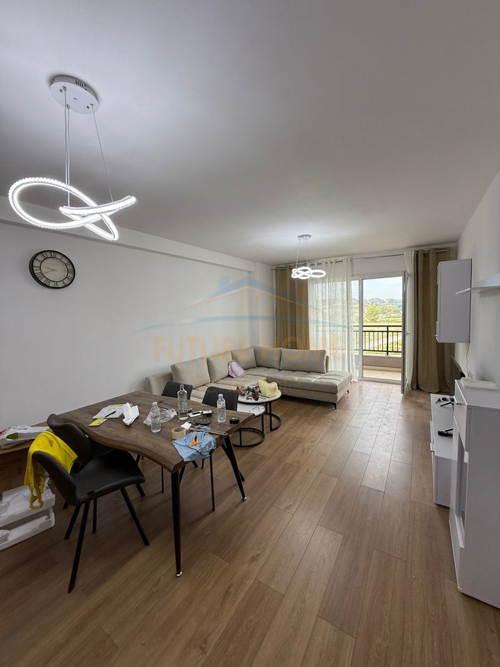 Affitto, Appartamento 2+1, Villa L, Tirana.