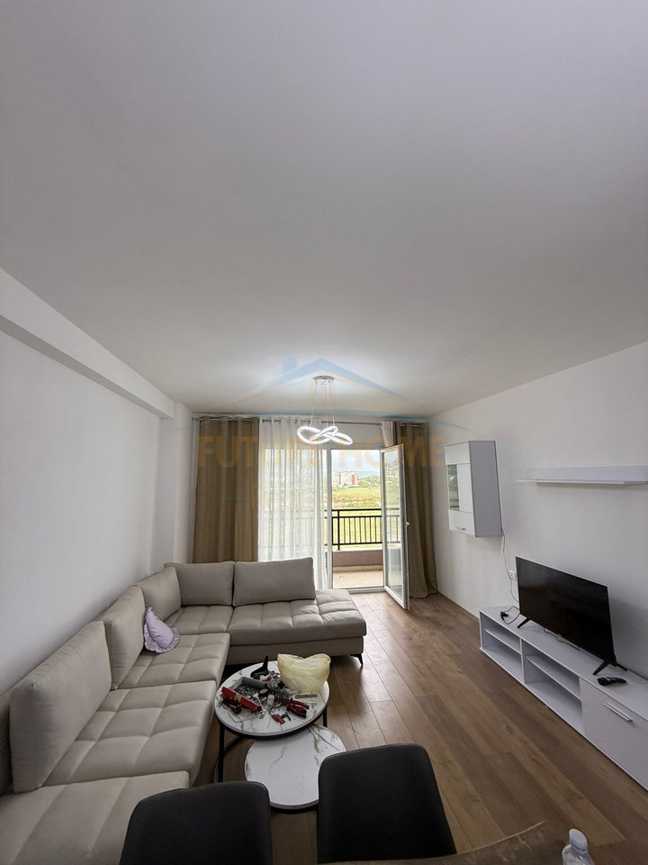 Affitto, Appartamento 2+1, Villa L, Tirana.