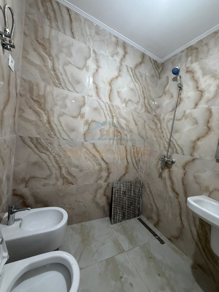 Affitto, Appartamento 2+1, Villa L, Tirana.