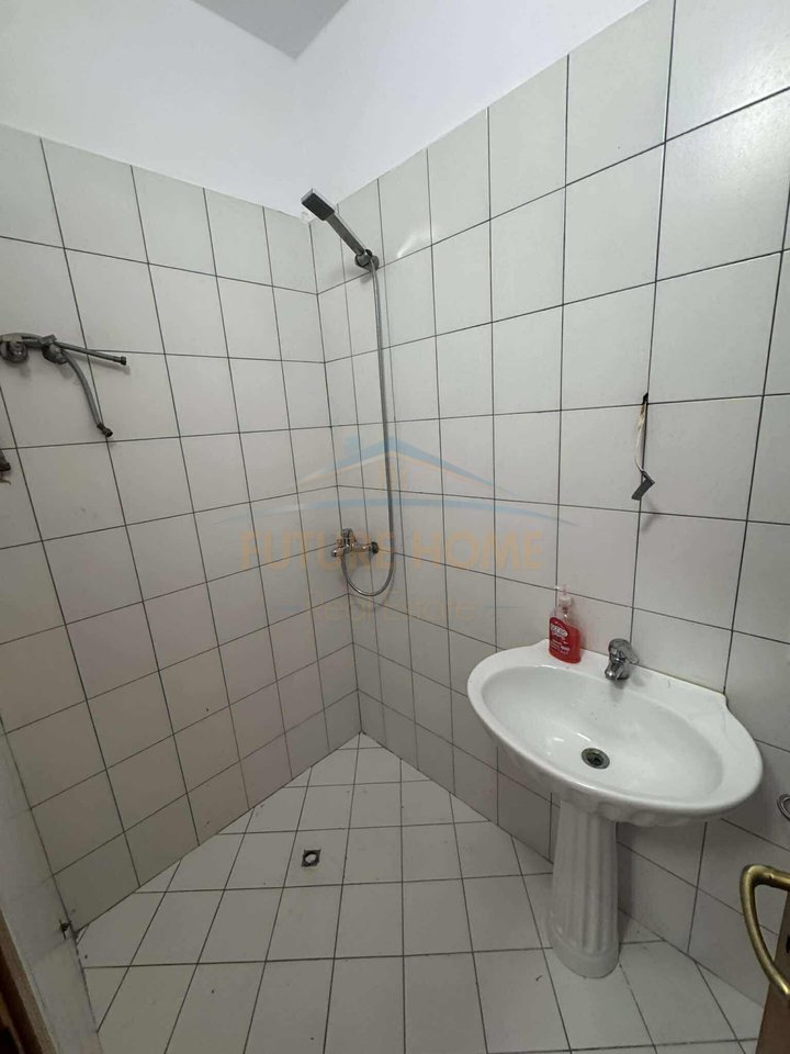 Qera , Apartament 2+1 në Astir, pranë Vila L