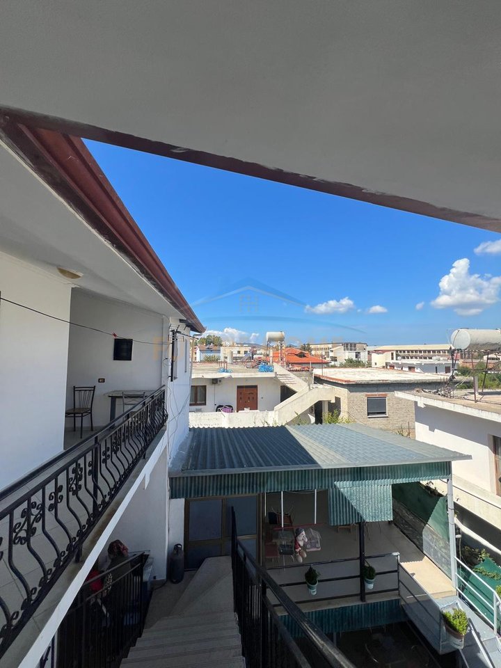 Shitet Vile 3 kateshe, Plazh, Durres