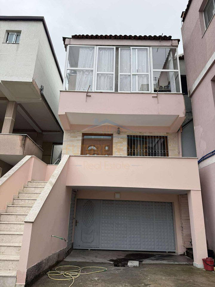Qera , Apartament 2+1+2 , Rruga Reshit Maloku , te Bulevardit të Ri.
