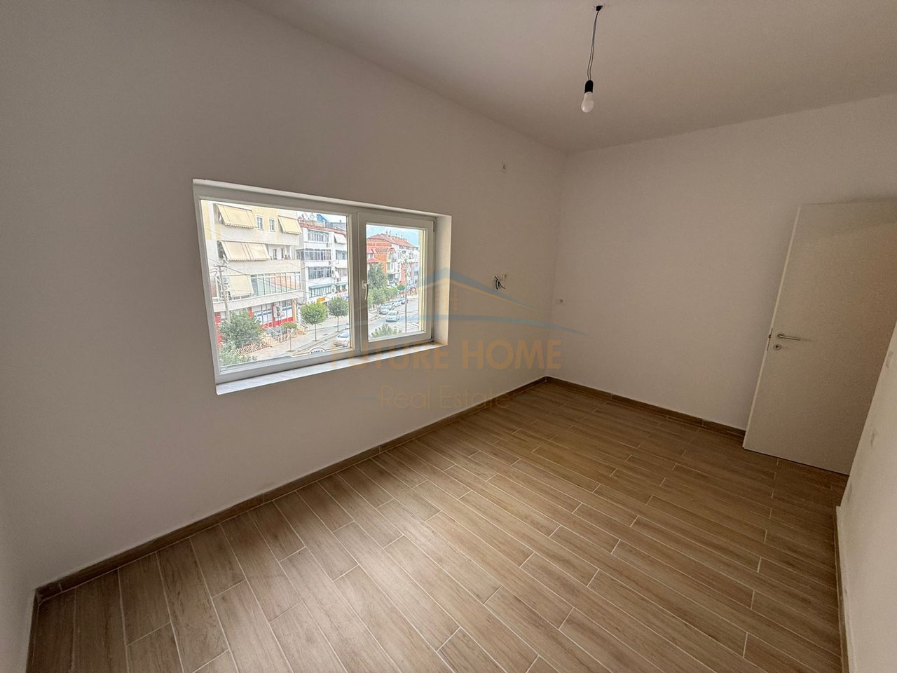 In vendita, appartamento 2+1, via Kajo Karafili, Pogradec