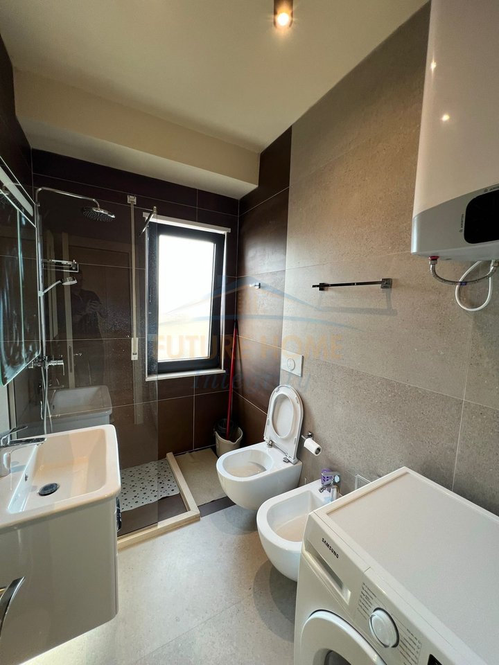 Qera, Apartament 1+1+Post Parkim, Rezidenca Mozart, Tiranë.