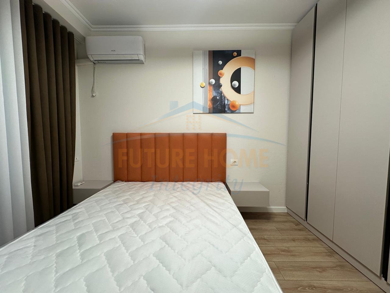 In vendita, appartamento 1+1, Nuovo Anello, Tirana.