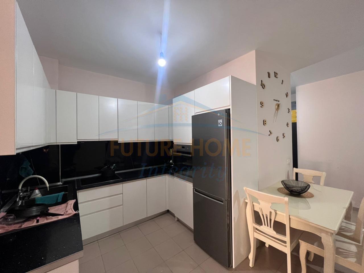 For sale, Apartment 2+1+2, Unaza e Re, Tirana.