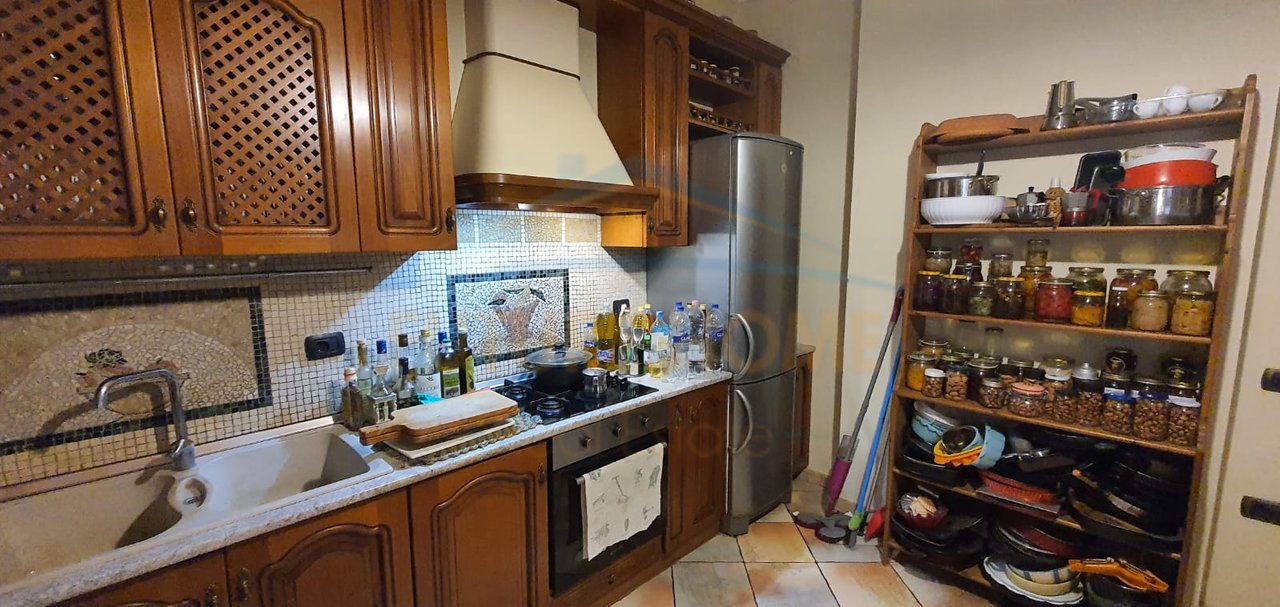 For sale, Penthouse 3+1+3 + Parking Space, Vlorë.