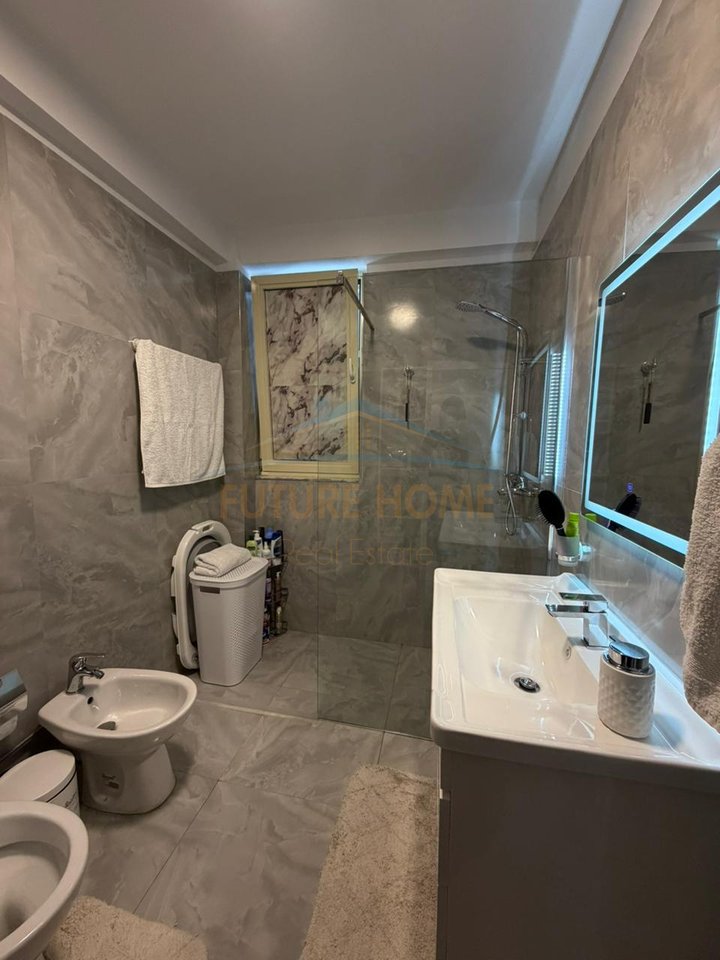 For sale, 2+1 Apartment, Tom Doshi Complex, Shkoze