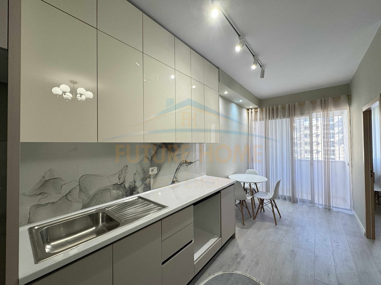 Shitet , Apartament 1+1 , Unaza e Re