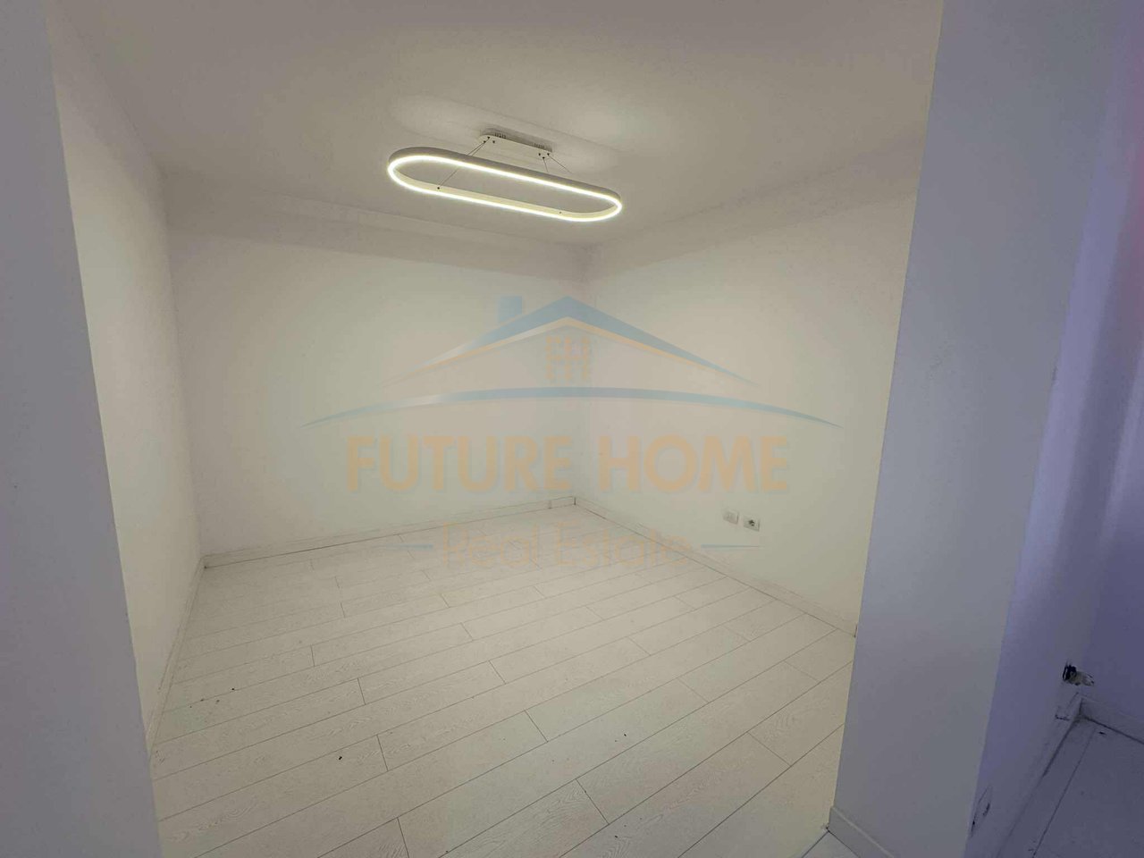 Apartment 1+1 for Sale, Zogu i Zi, Tirana