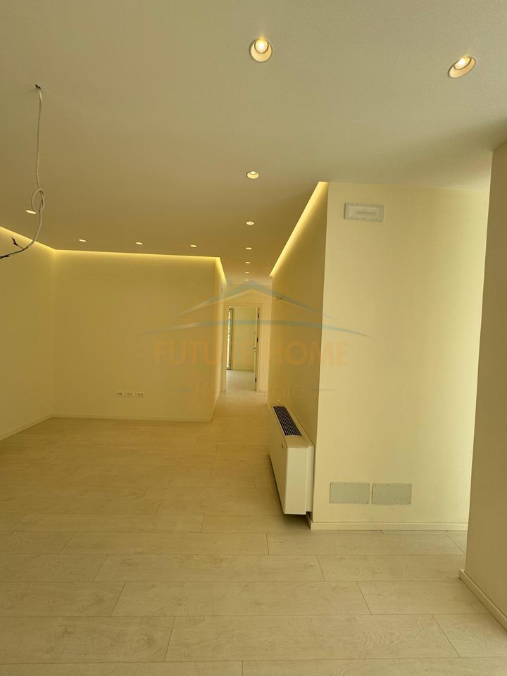 For sale, 3+1 Apartment, Tufine, Tirana.