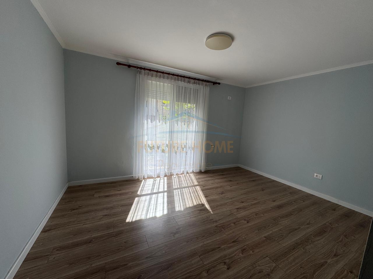 For sale, Apartment 2+1, Oxhaku, Tirana.