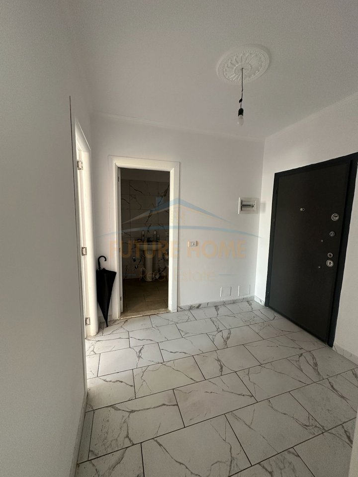 Shitet, Apartament 1+1, Rruga Mine Peza, Tiranë