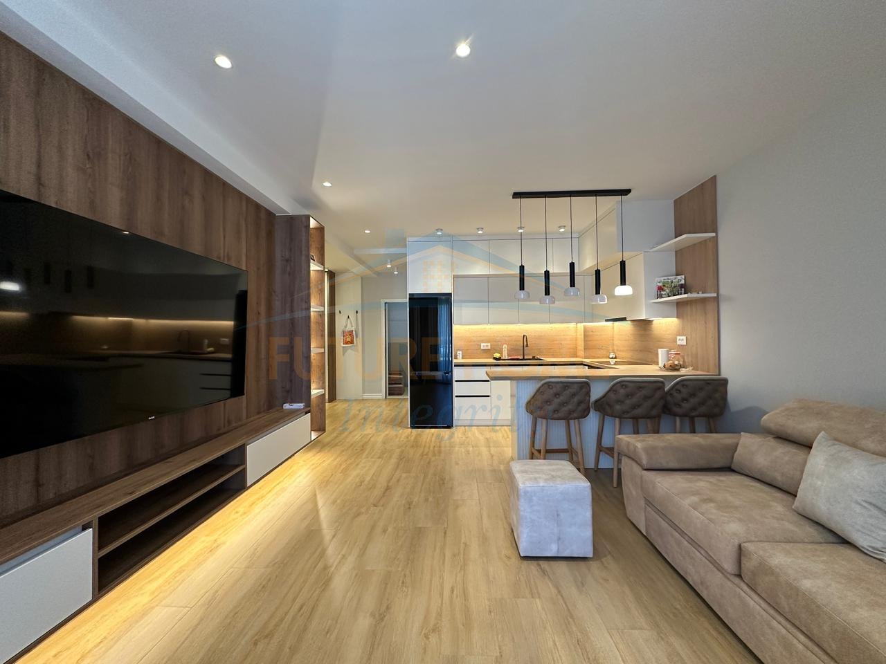 Shitet, Apartament 2+1+2, Kamëz, Tiranë.