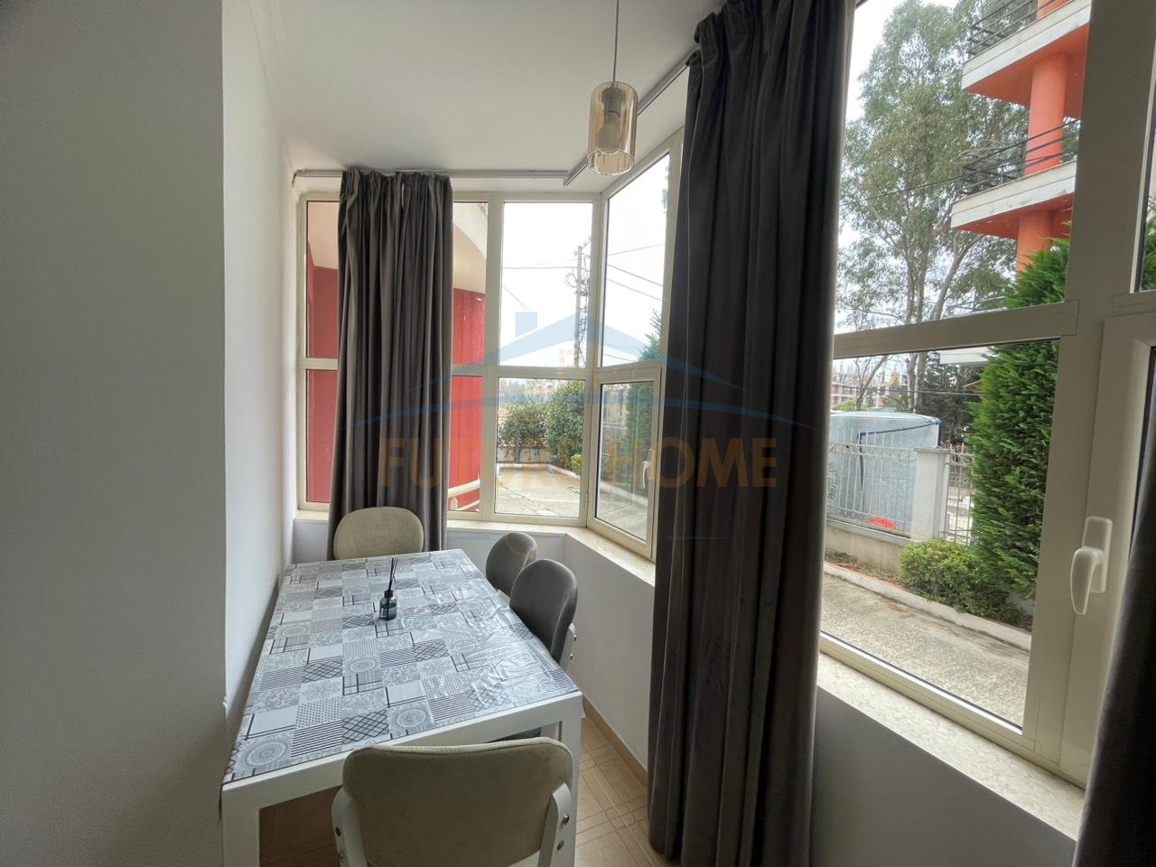 Shitet, Apartament 1+1, Mali Robit, Golem.