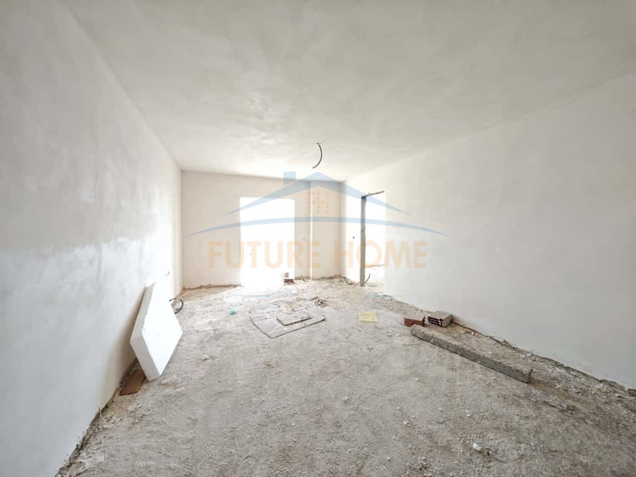 For sale, 1+1 apartment, Golem.