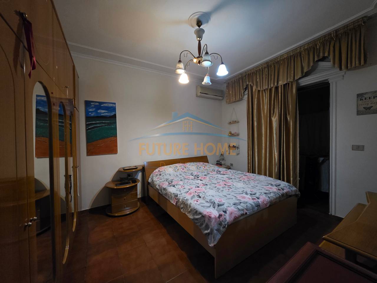 Vendita, Appartamento 3+1+2 vicino a Via di Kavaja!