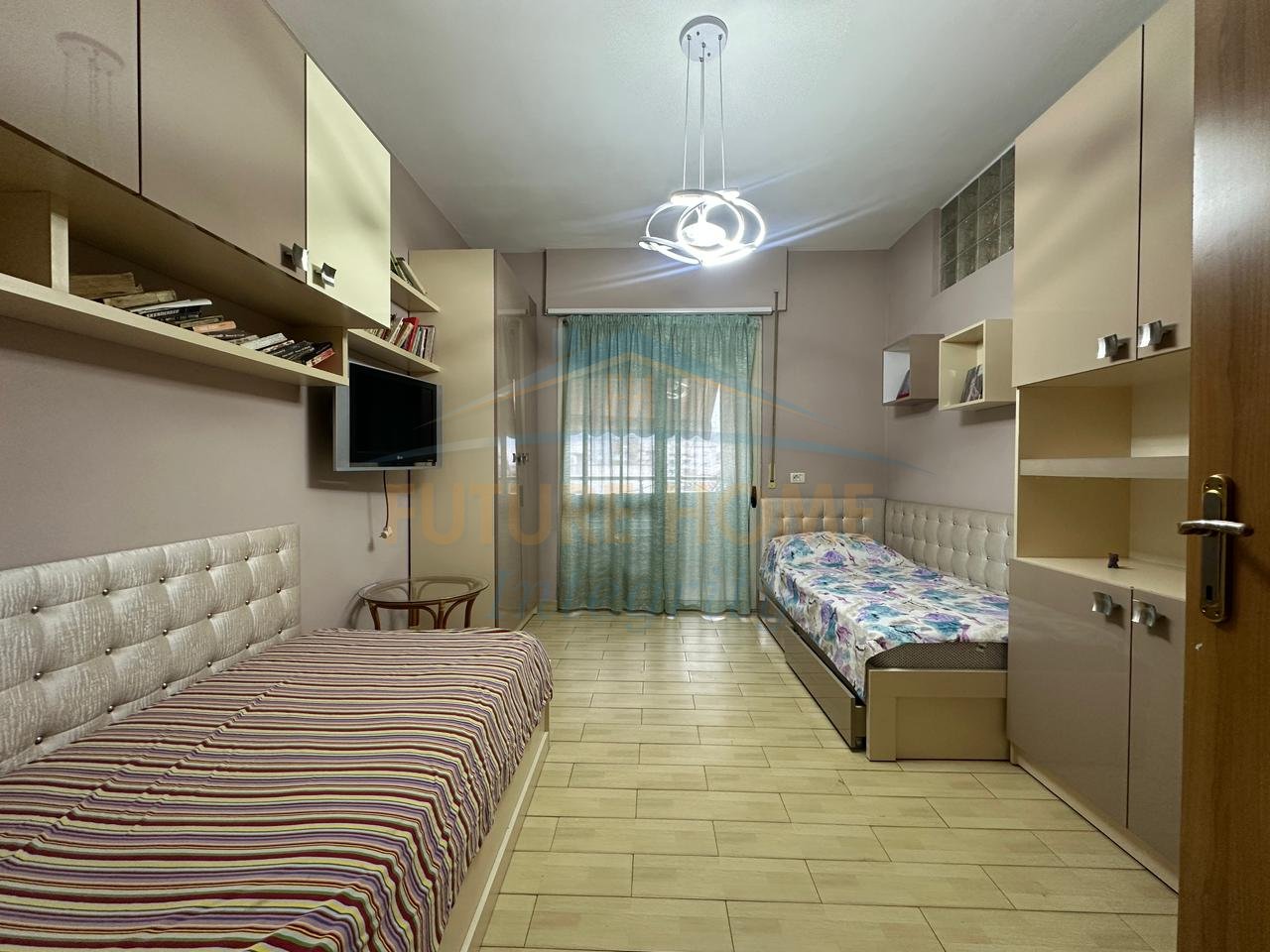 For sale, 2+1 Apartment, New Bazaar, Tirana.