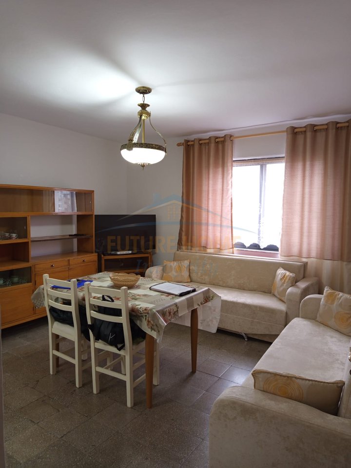 Rent, Apartment 2+1, Qemal Stafa Street, Tirana.