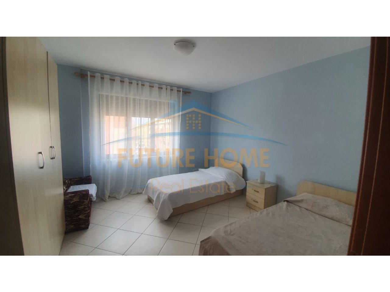 Qera, Apartament 2+1+2, Rruga e Barrikadave