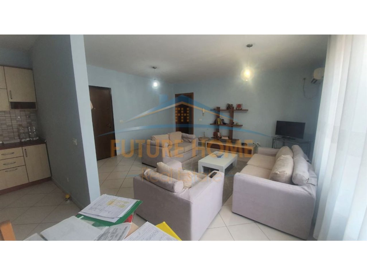 Qera, Apartament 2+1+2, Rruga e Barrikadave
