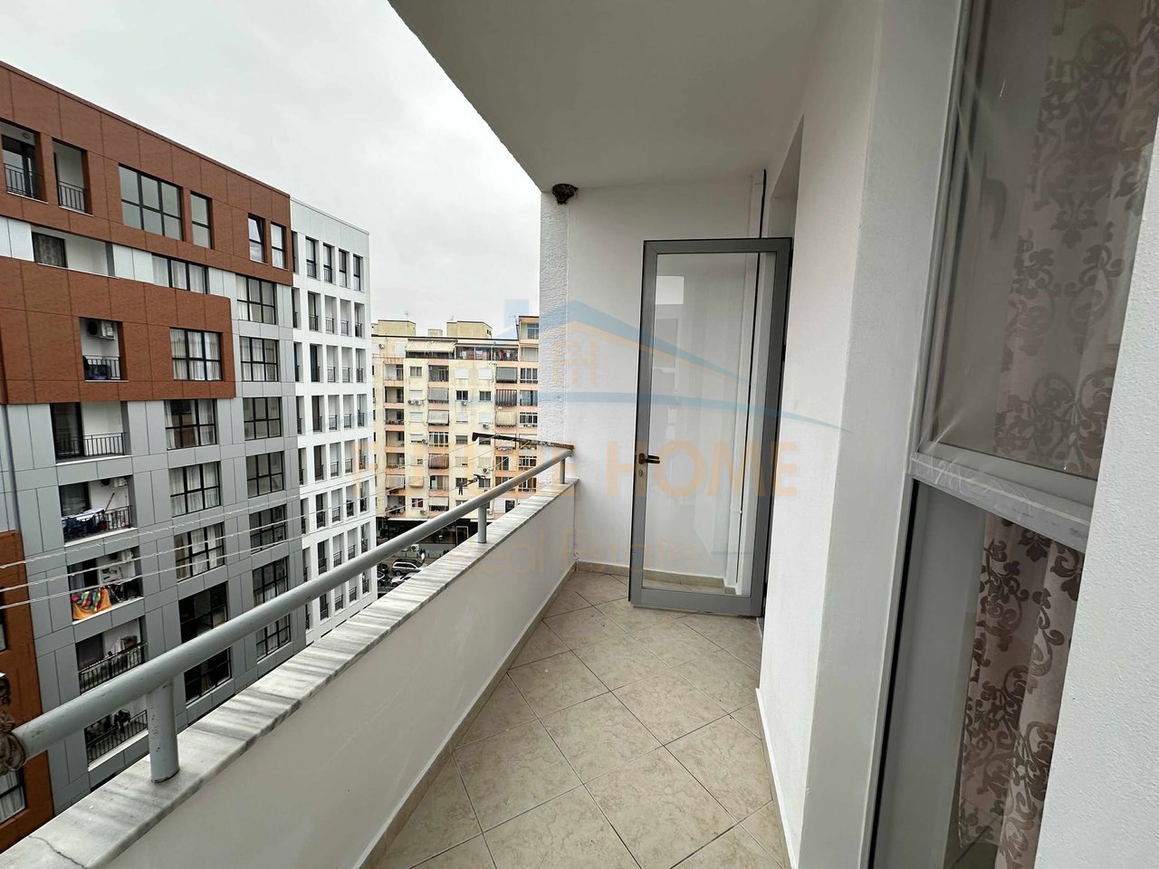 Shitet , Apartament 1+1 , Astir , Tirane