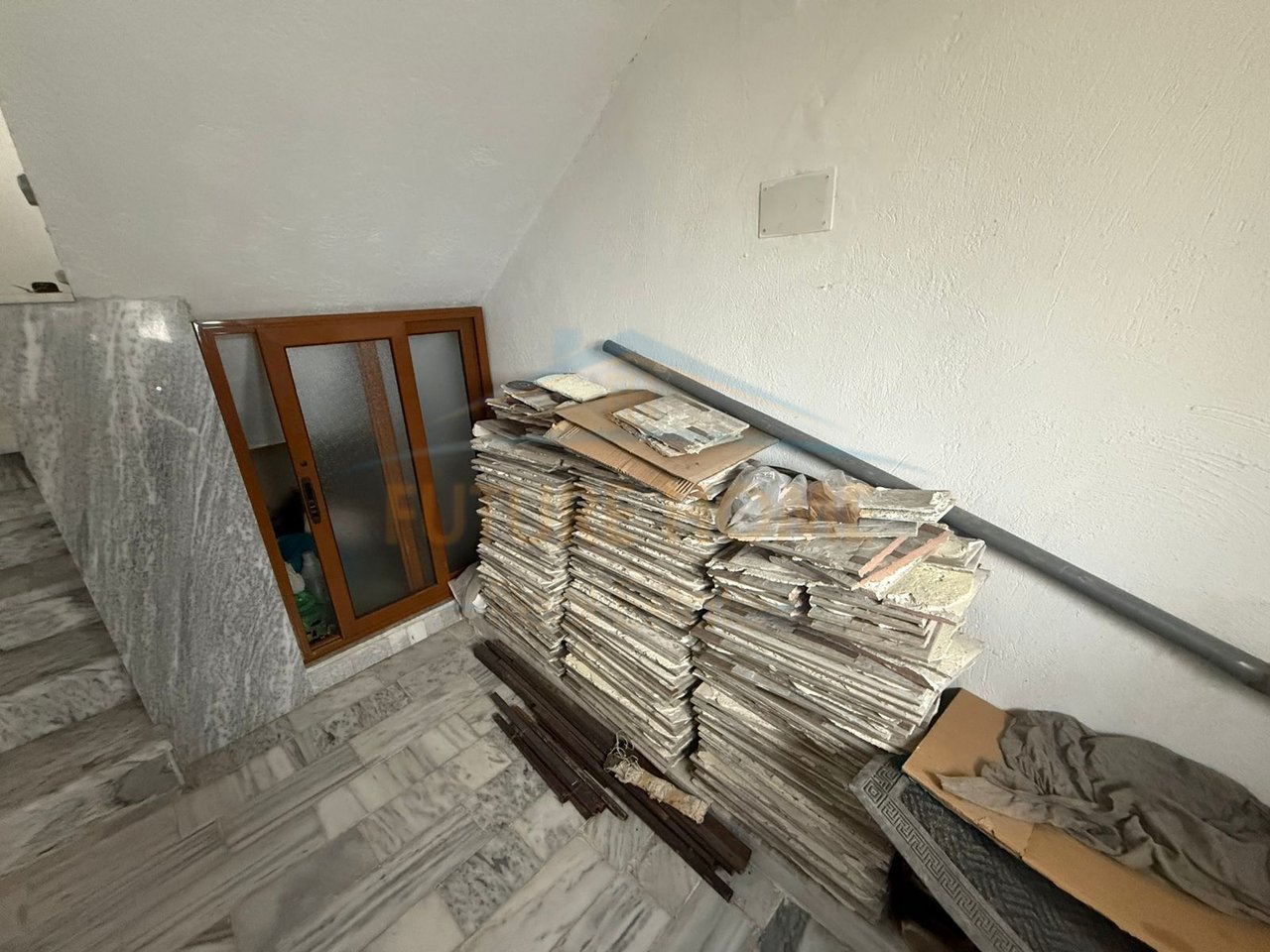 In vendita, Villa su 2 piani, Via Teli Samsuri, Quartiere 10, Korçë