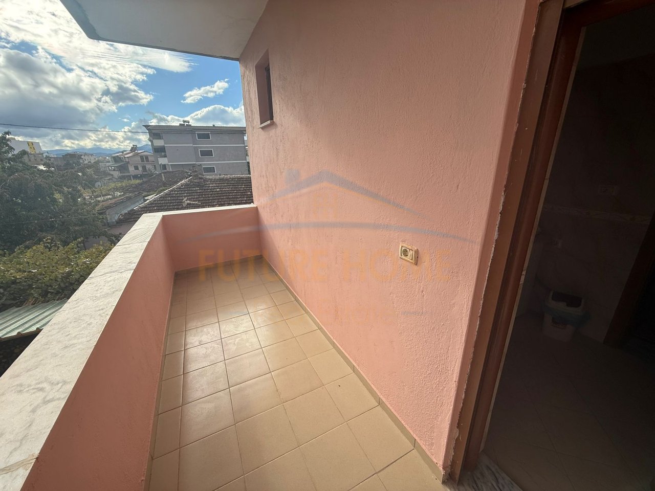 In vendita, Villa su 2 piani, Via Teli Samsuri, Quartiere 10, Korçë