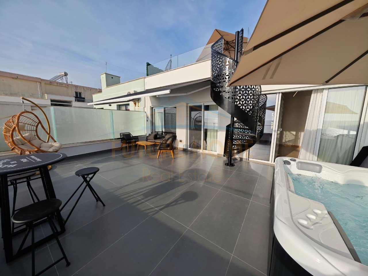 Shitet, Apartament 2+1+2+Post Parkimi, Durres