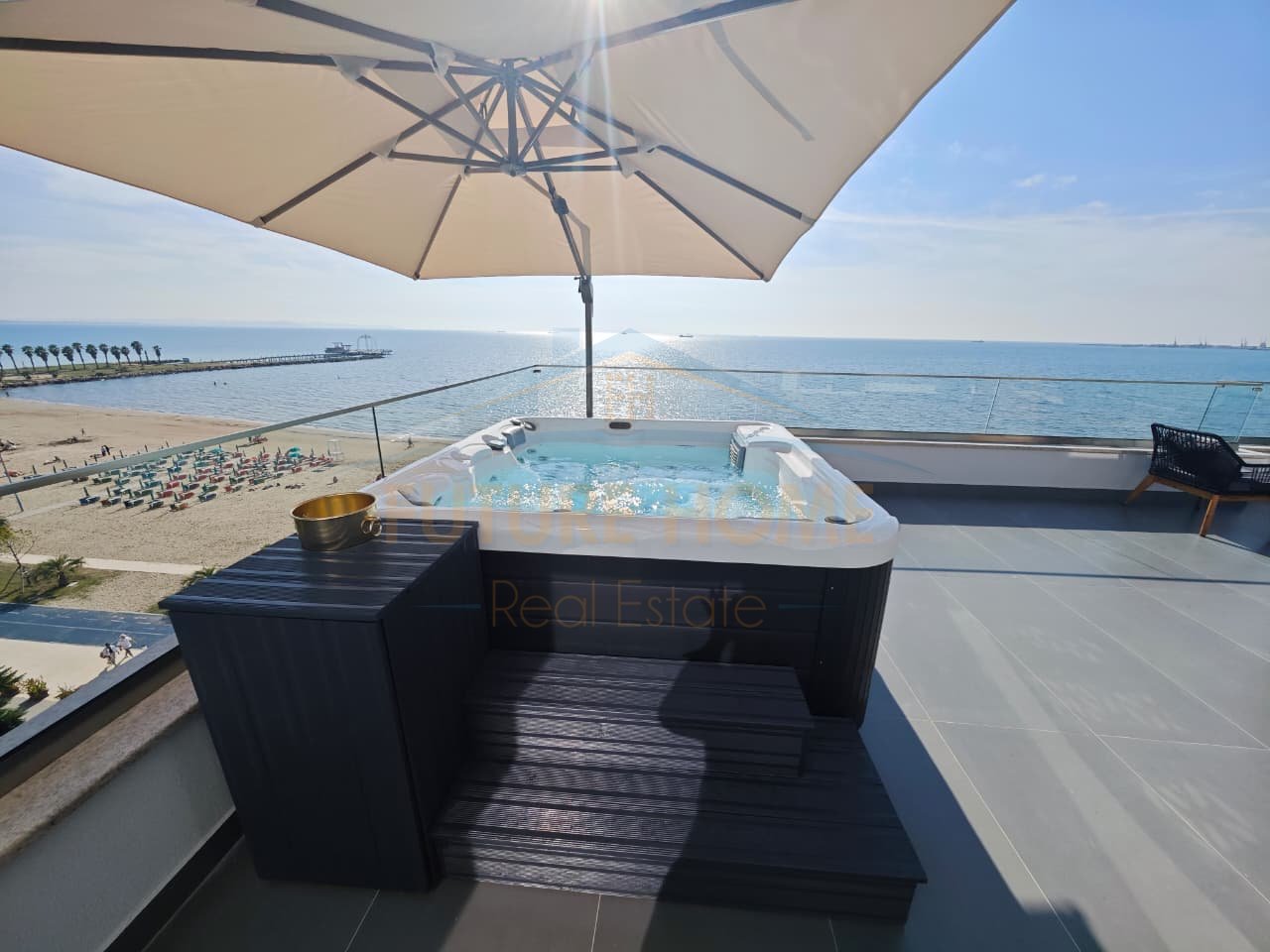 Shitet, Apartament 2+1+2+Post Parkimi, Durres