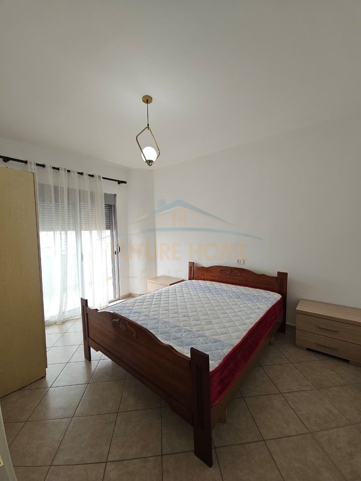 Shitet, Apartament 3+1, Stacioni i Trenit, Durres