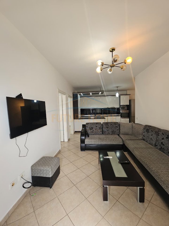 Shitet, Apartament 3+1, Stacioni i Trenit, Durres