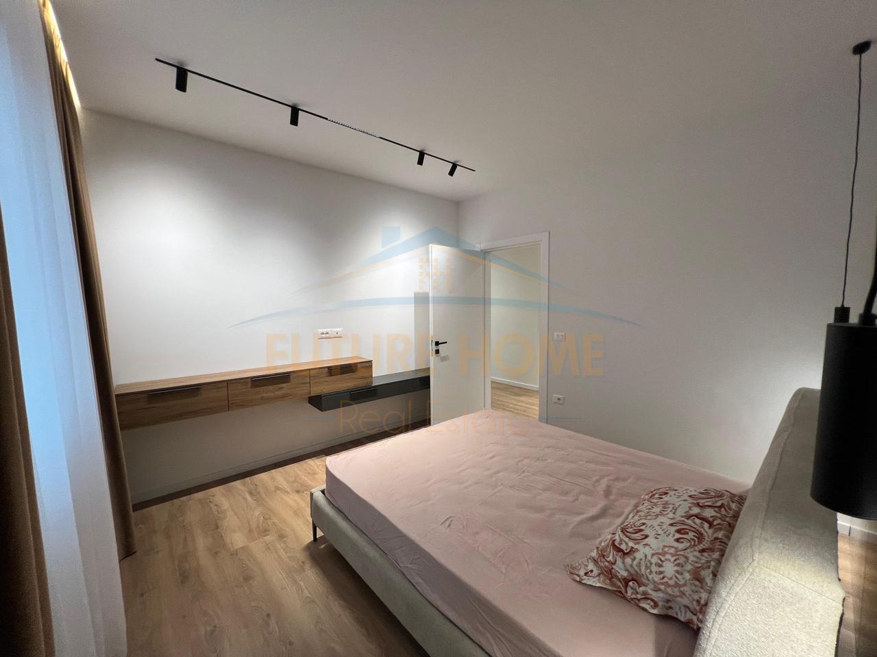 Shitet, Apartament 2+1, Fusha e Aviacionit, Tiranë.