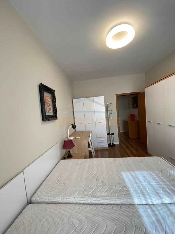 Rent, Apartment 2+1+2, Mine Peza Street, Tirana