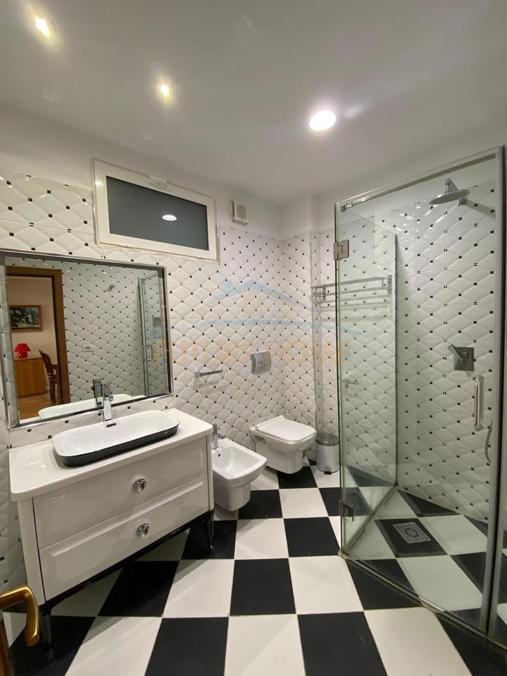 Rent, Apartment 2+1+2, Mine Peza Street, Tirana