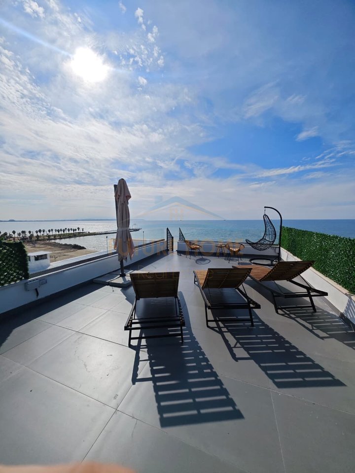 Shitet, Apartament 2+1+2+Post Parkimi, Plazh, Durres