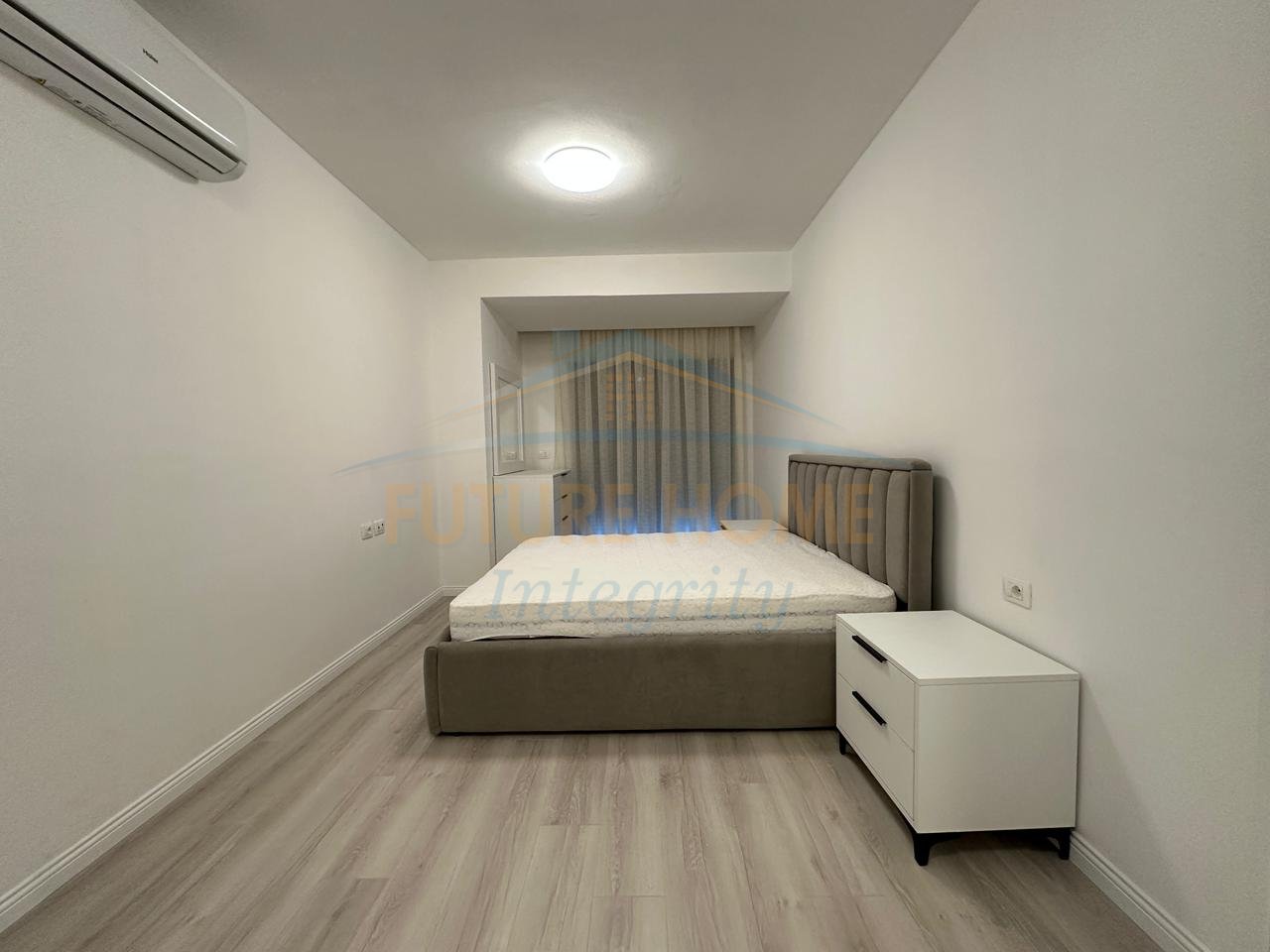 Affitto, Appartamento 2+1+2+2 Posti Auto, Residenza Kodra e Diellit 2, Tirana.