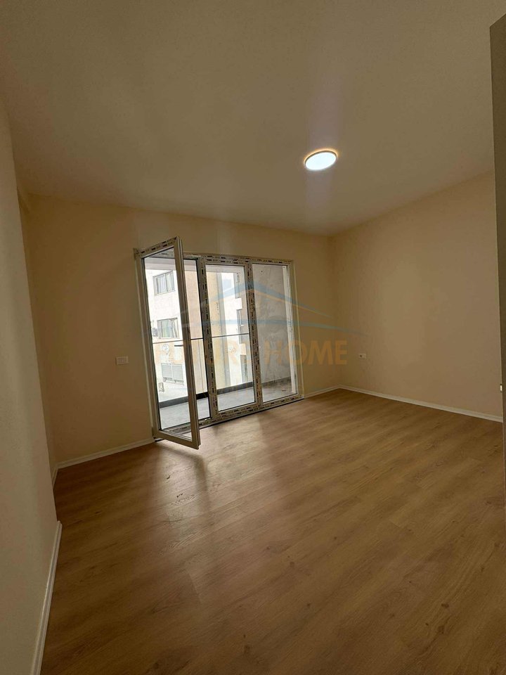 Qera , Apartament 2+1 Bulevardi Migjeni , Tirane