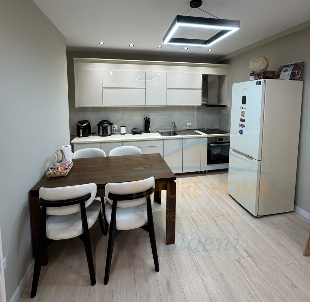 Qera, Apartament 1+1, Liqeni i Thate, Tirane.
