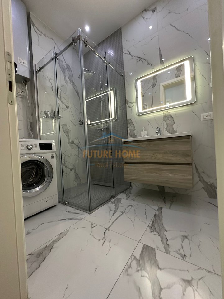 Qera, Apartament 2+1+ Parking,Kompleksi Delijorgji !