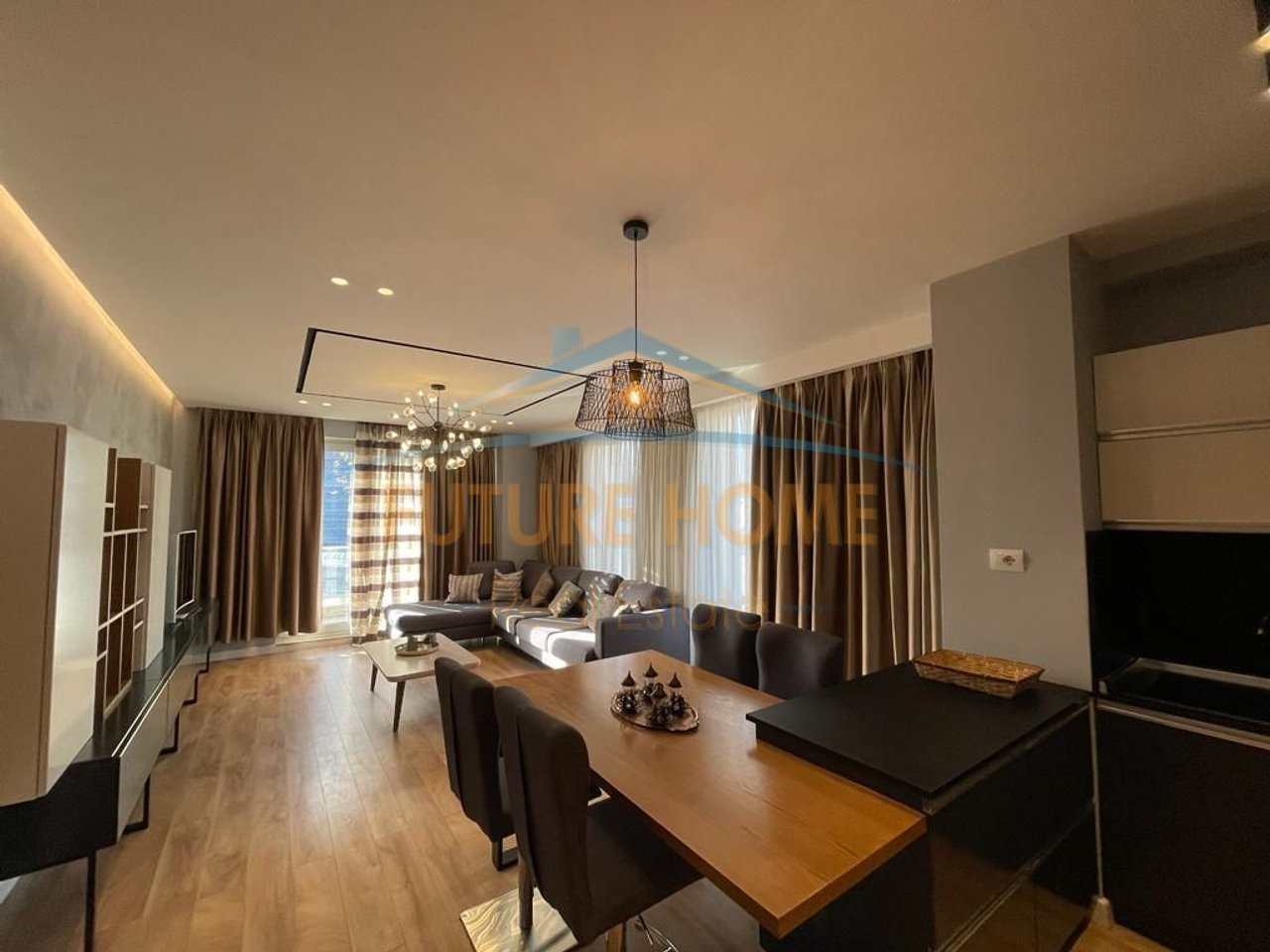 Rent, Apartment 2+1+2+2 Parking Post, Center