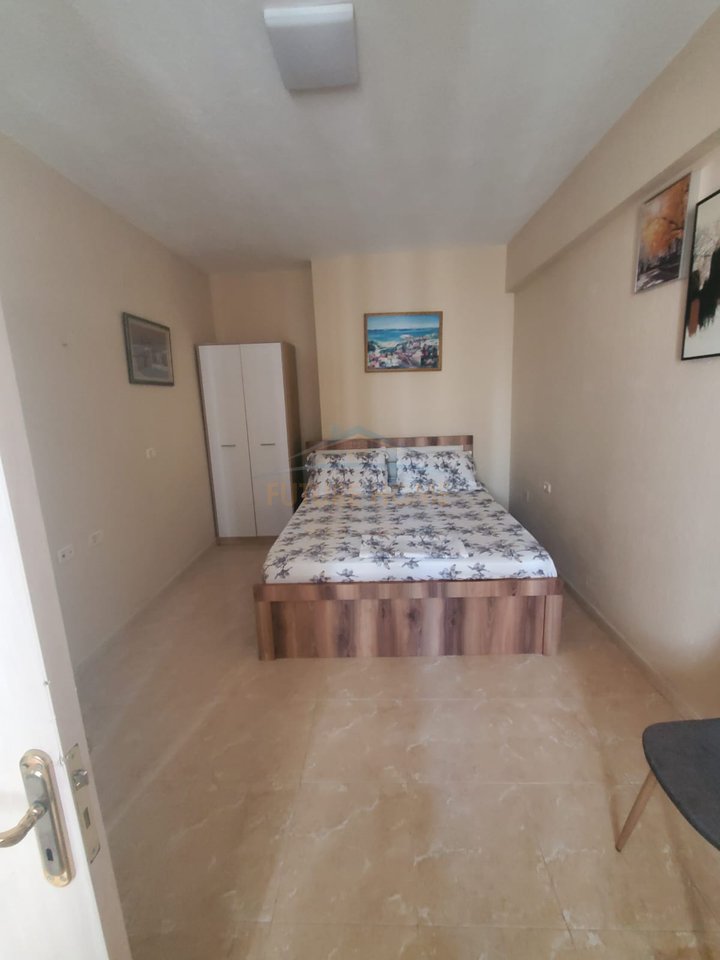 Qera , Apartament 1+1,  Rruga Dëshmoret e Pojskës, Pogradec