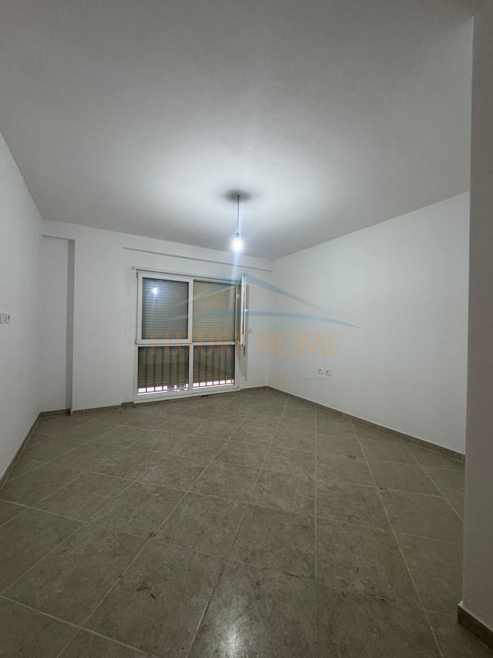 VENDESI APPARTAMENTO 2+1, RESIDENZA EURO 3D, SELITE.