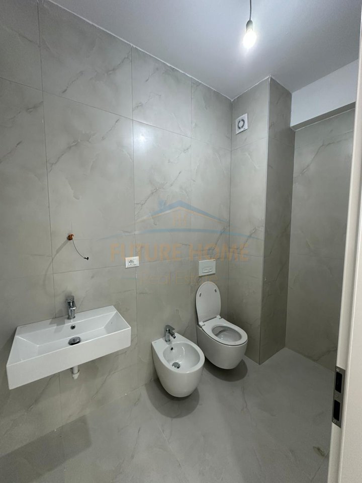 Shitet, Apartament 1+1, OXA, Fresku, Tirane
