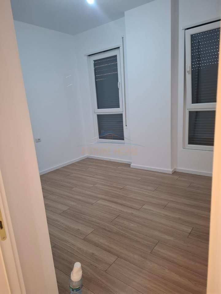Shitet, Apartament 2+1,Paskuqan.
