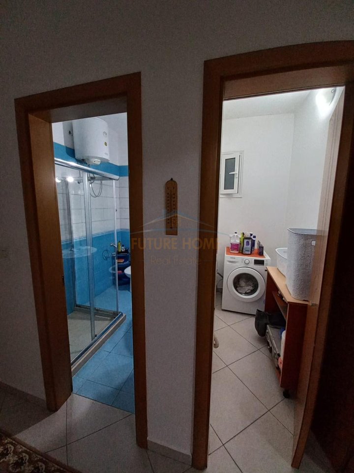 Qera, Shtepi private  2+1,Vlore.