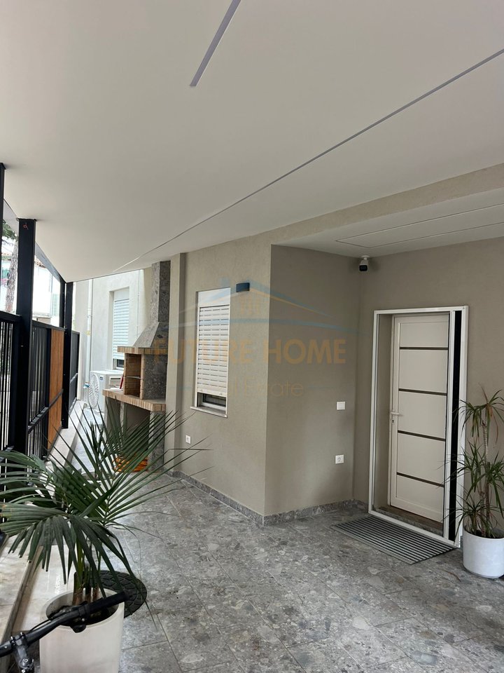 For sale, Apartment 1+1+Veranda, Golem, Durres